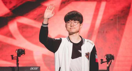 李昊桐在最 李昊桐在最